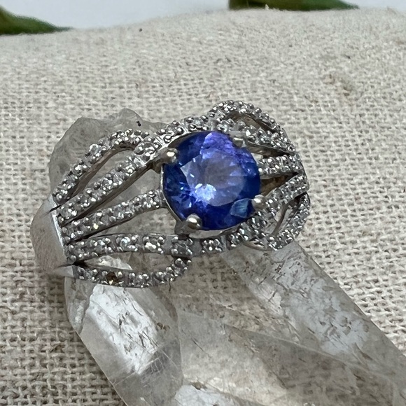 18K Solid White Gold Tanzanite Diamond Ring Sz 5.5 - Picture 5 of 16